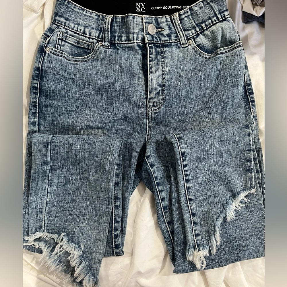 New York & Company Distressed Blue Ankle Jeans